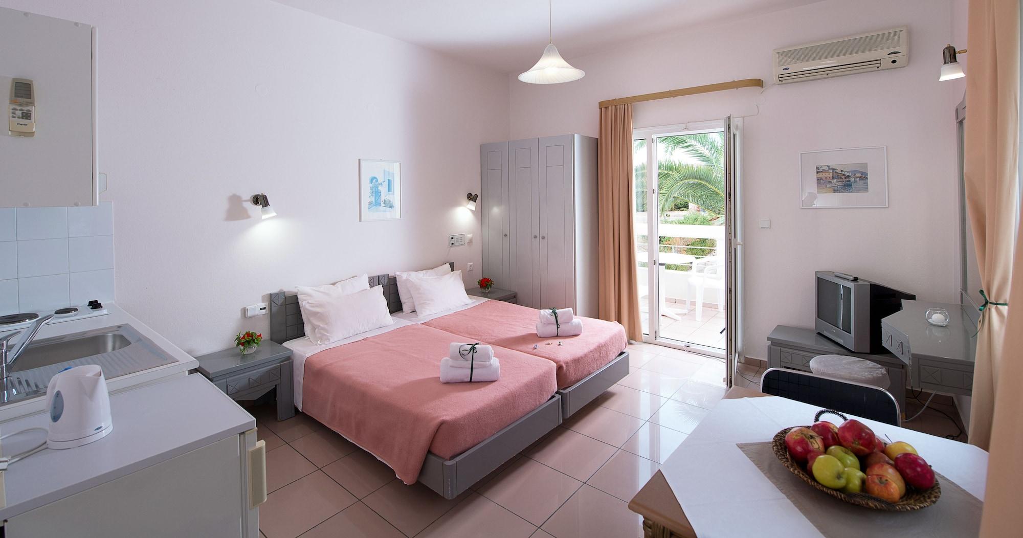 Scala Hotel-Apartments Agia Pelagia Quarto foto