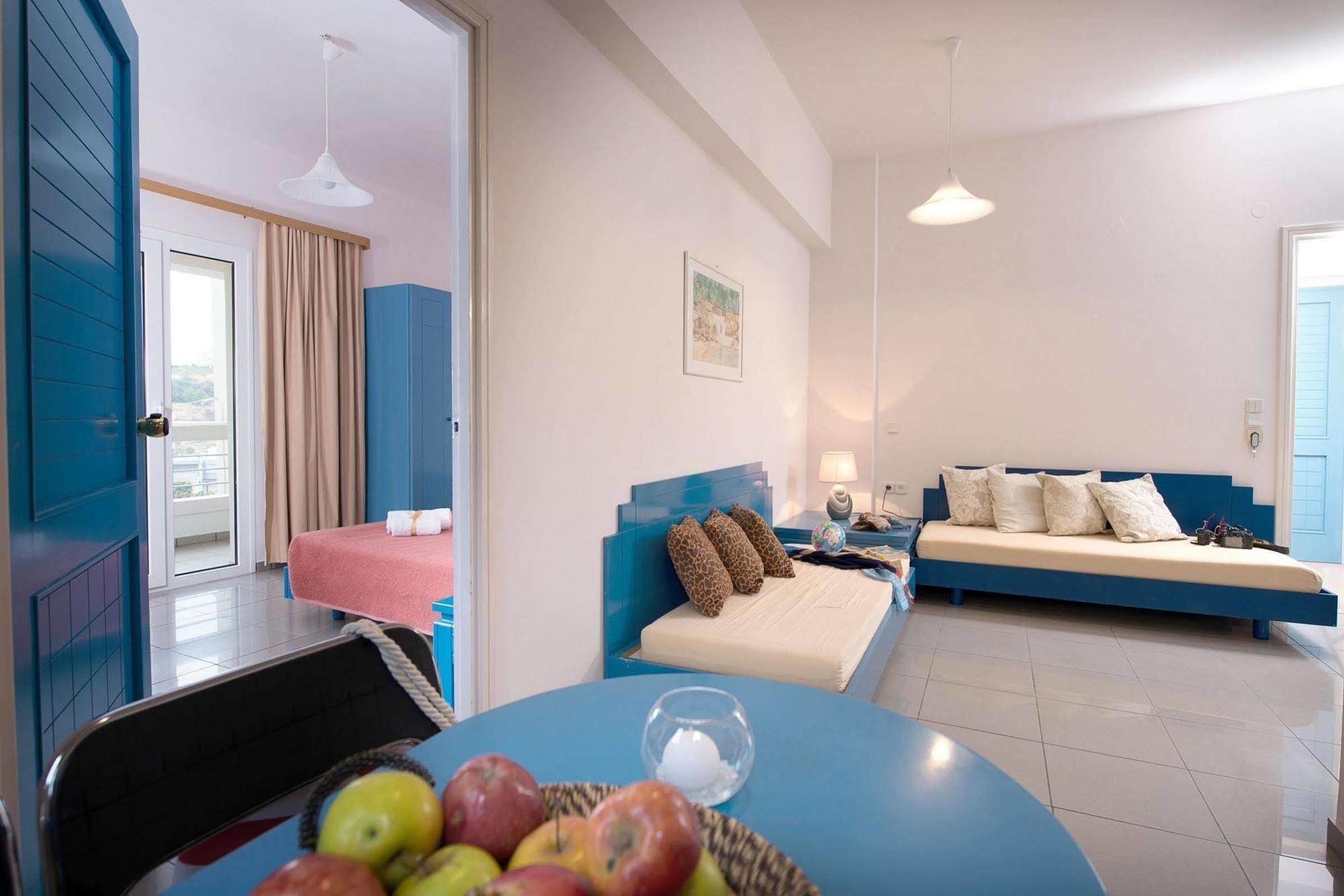 Scala Hotel-Apartments Agia Pelagia Quarto foto